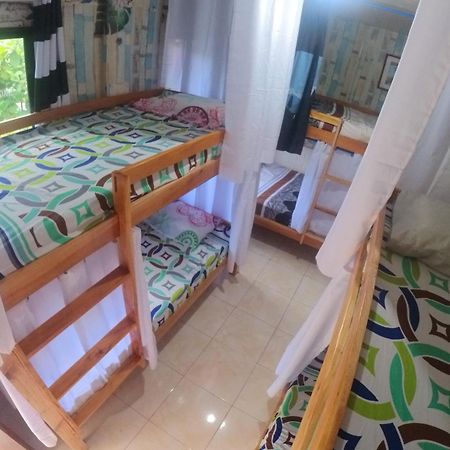 Home Sweetie Homestay & Bunkbeds موالبوال المظهر الخارجي الصورة